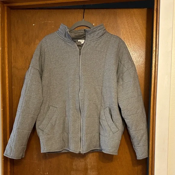 Aemi + Co Dixie Quilted Jacket in Grey – Size Large - Picture 3 of 8